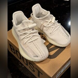 Adidas Yeezy Boost 350 kids size UK 7K ; US 7,5K ;NEW